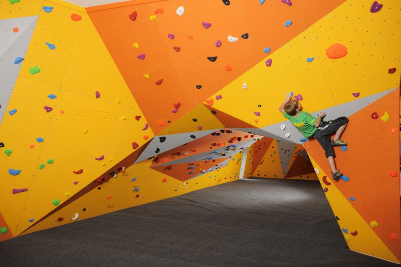 Climbing Clubs for ages 7-17 at Beacon Climbing Centre Climbing Clubs for ages 7-17 at Beacon Climbing Centre