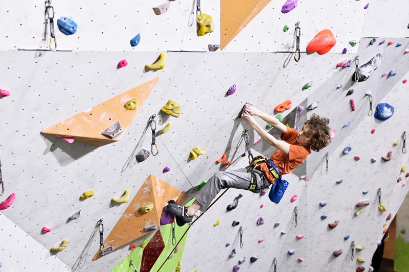 Climbing Clubs for ages 7-17 at Beacon Climbing Centre Climbing Clubs for ages 7-17 at Beacon Climbing Centre